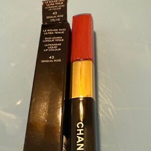 CHANEL Le Rouge Duo Ultra Tenue Lipstick - Sensual Rose